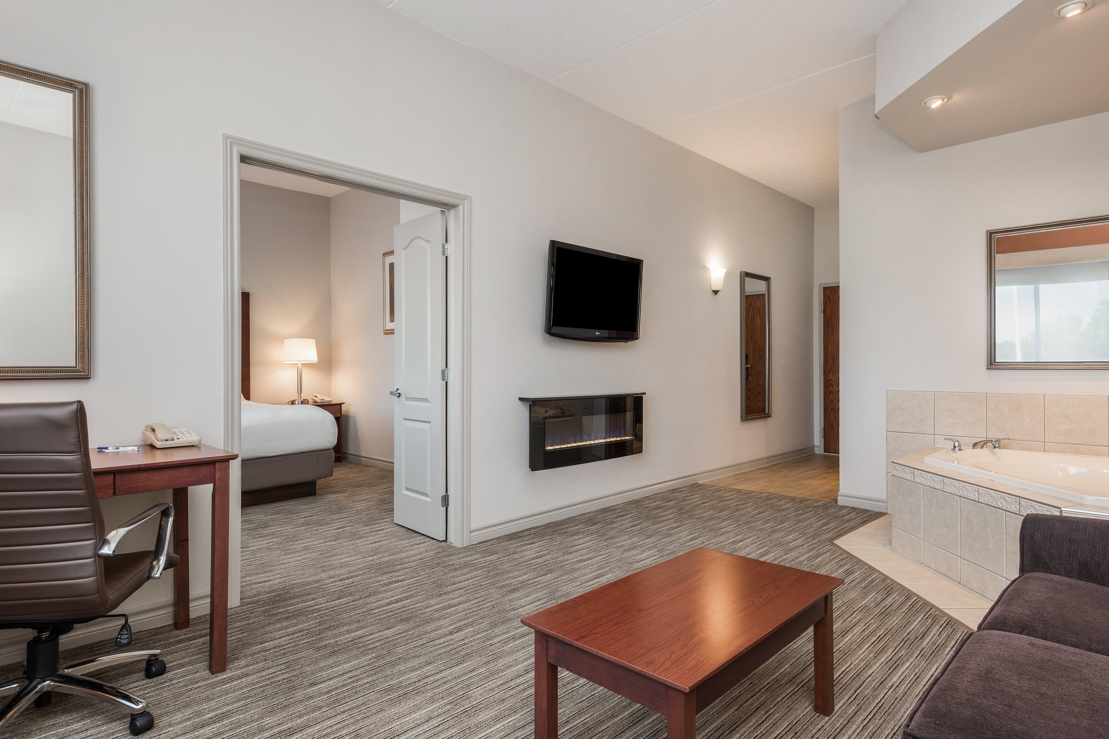 Holiday Inn Express Hotel & Suites 1000 Islands - Gananoque By Ihg Exterior foto