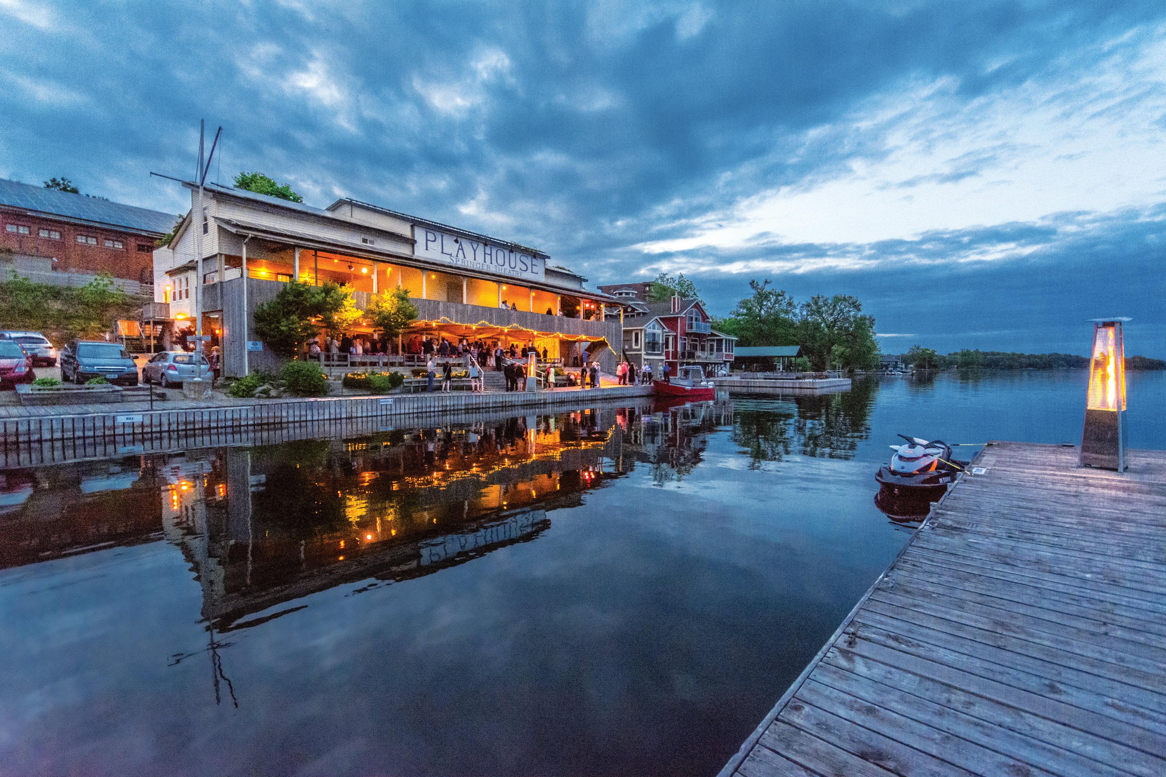 Holiday Inn Express Hotel & Suites 1000 Islands - Gananoque By Ihg Exterior foto