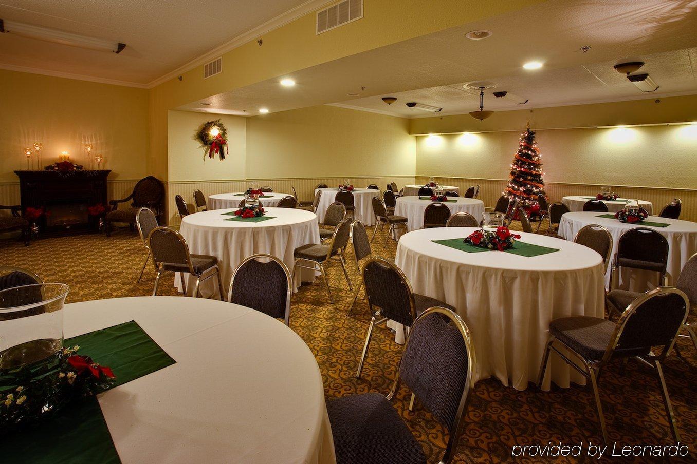Holiday Inn Express Hotel & Suites 1000 Islands - Gananoque By Ihg Restaurant foto